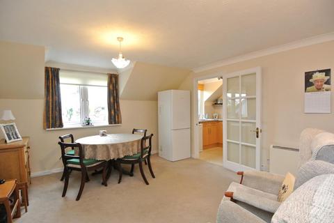 2 bedroom retirement property for sale, Parkland Grove, Ashford TW15