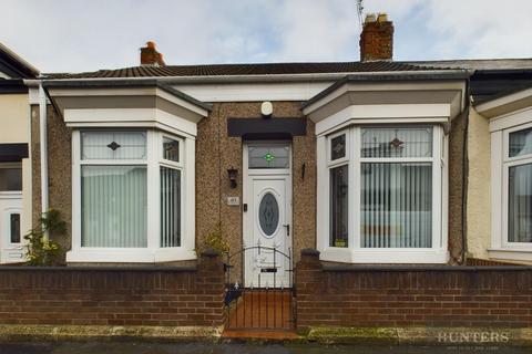 2 bedroom cottage for sale - Stansfield Street, Roker, Sunderland