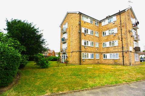1 bedroom apartment for sale, Clare Road, Staines-Upon-Thames TW19