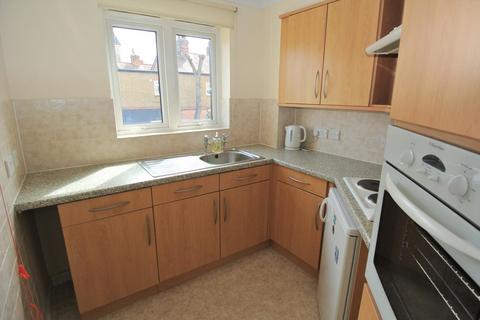 1 bedroom retirement property for sale, Parkland Grove, Ashford TW15