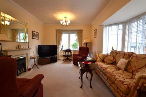 1 bedroom apartment for sale, Branksomewood Road, Fleet GU51