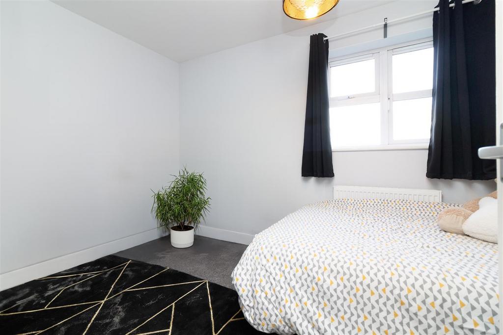 Bedroom (2).jpg