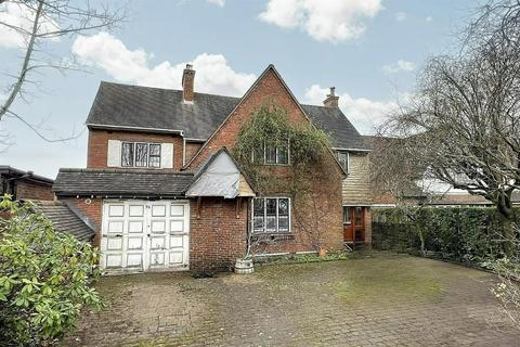 36 Walsall Road, Four Oaks, Sutton Coldfield, B74 4QR
