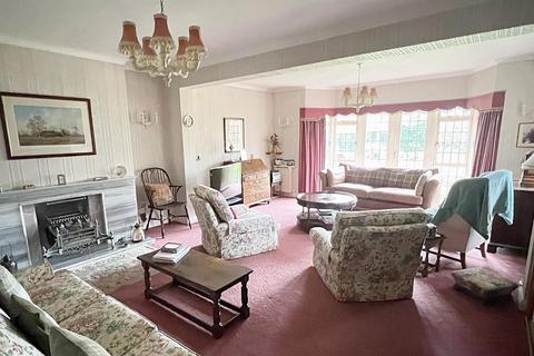 36 Walsall Road, Four Oaks, Sutton Coldfield, B74 4QR