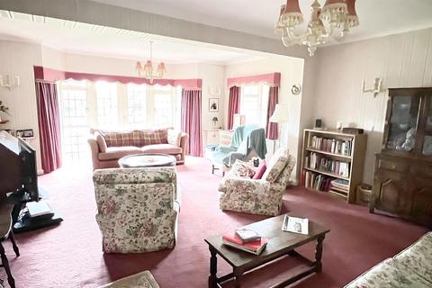 36 Walsall Road, Four Oaks, Sutton Coldfield, B74 4QR