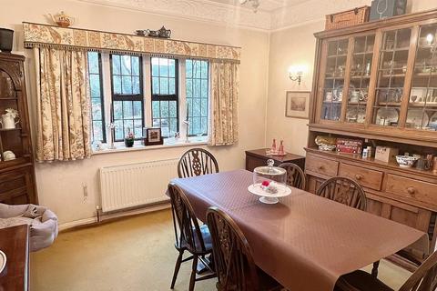36 Walsall Road, Four Oaks, Sutton Coldfield, B74 4QR