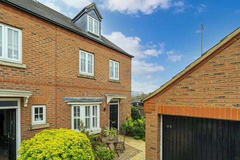4 bedroom end of terrace house for sale, Owlswood, Sandy, SG19