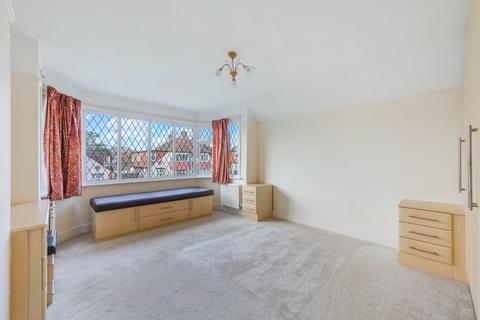 28 Gayfere Road, Stoneleigh, Epsom, KT17 2JX