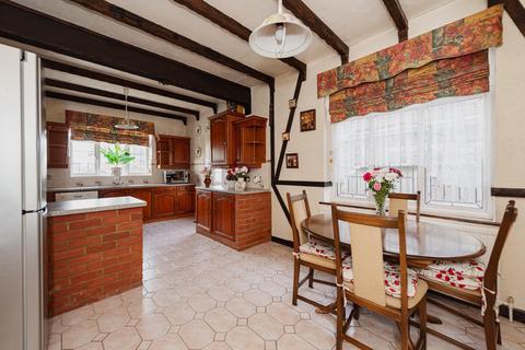 5 The Drive, Epsom, KT19 0AR