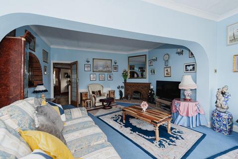 5 The Drive, Epsom, KT19 0AR
