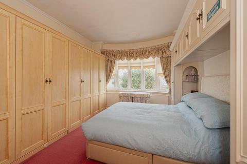 5 The Drive, Epsom, KT19 0AR