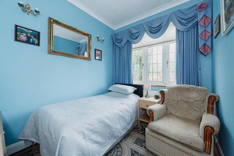 5 The Drive, Epsom, KT19 0AR