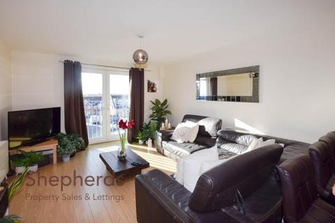 2 bedroom flat for sale, Stockbridge Close, West Cheshunt EN7