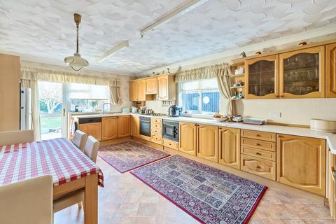 63 Dulsie Road, Talbot Woods, Bournemouth, BH3 7DZ