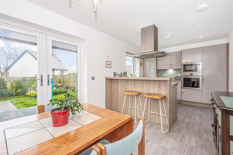 48b Acremoar Drive, Kinross, KY13 8RE