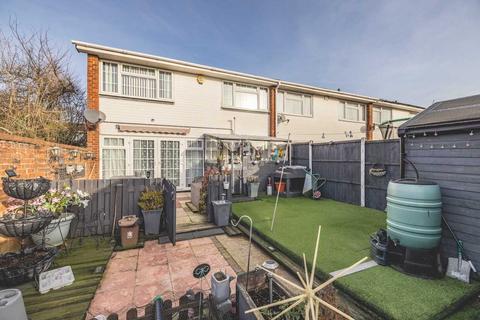 59 Grange Way, Iver, SL0 9NT