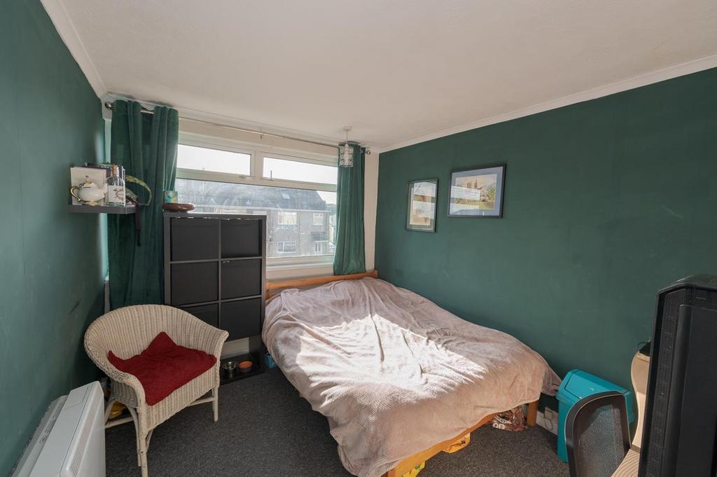 Bedroom 2.jpg