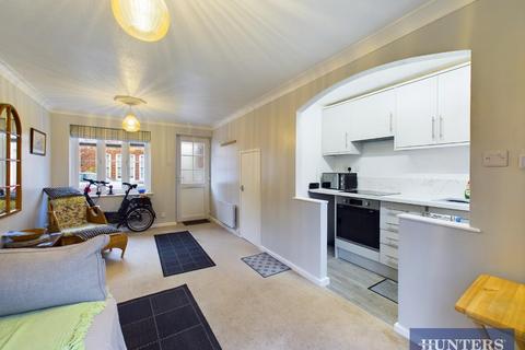1 bedroom apartment for sale, Lexington Court, Royal Crescent Lane, Scarborough, North Yorkshire