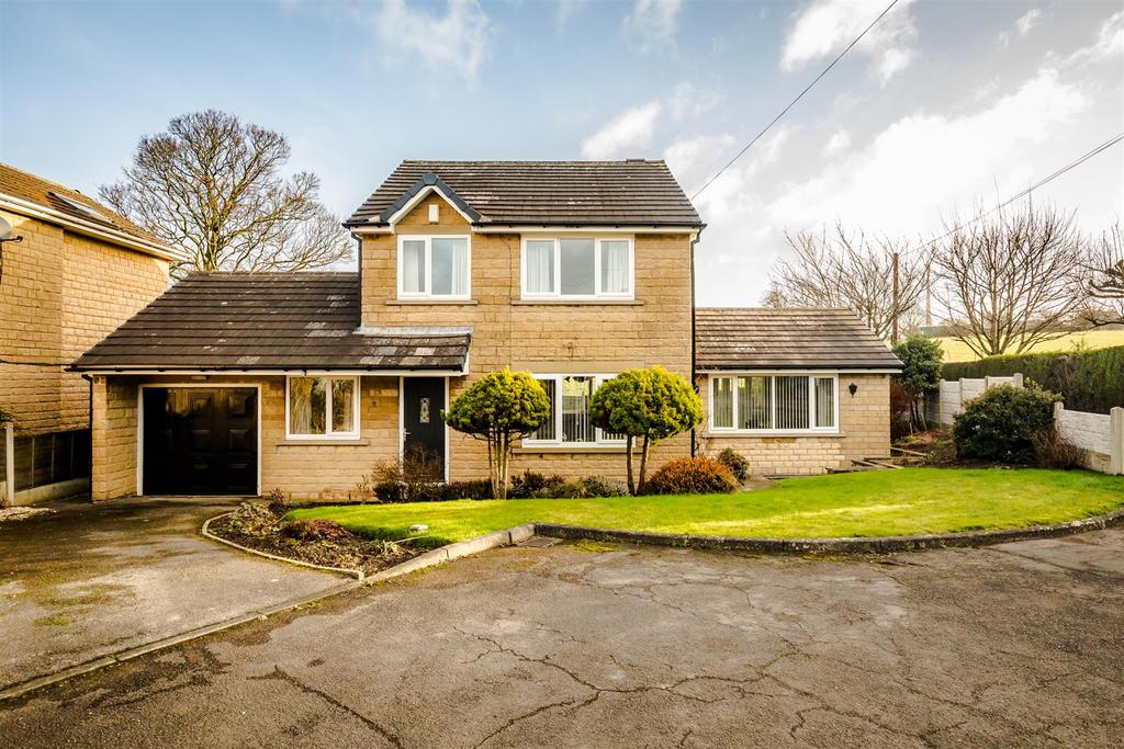 Woodland Meadows, Huddersfield HD8 3 bed detached house for sale £395,000