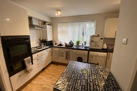 3 bedroom house share to rent, - Niall Cls, Harborne, Birmingham B15