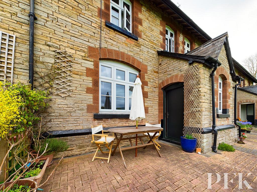 Long Marton, ApplebyinWestmorland CA16 3 bed terraced house for sale