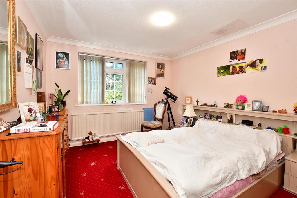 Shenfield Place, Shenfield, Brentwood, Essex 4 bed detached house for
