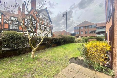 2 bedroom apartment to rent, Station Road,  Henley,  RG9