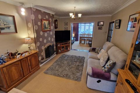 10 Barngate Close, Birstall, Leicester, LE4 3GF