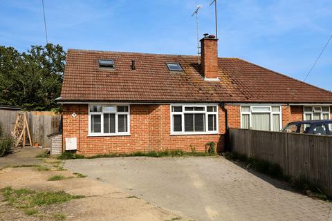 3 bedroom chalet for sale, Manor Close, Burgess Hill, RH15