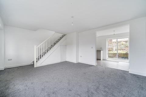 3 bedroom semi-detached house for sale, 5 Sunbury Close, Dukinfield, SK16 5HP