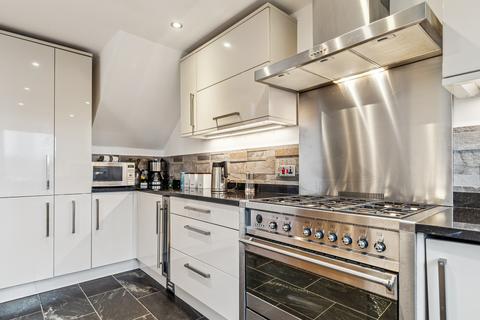 8 Auldhouse Road, Glasgow, G43 1UP
