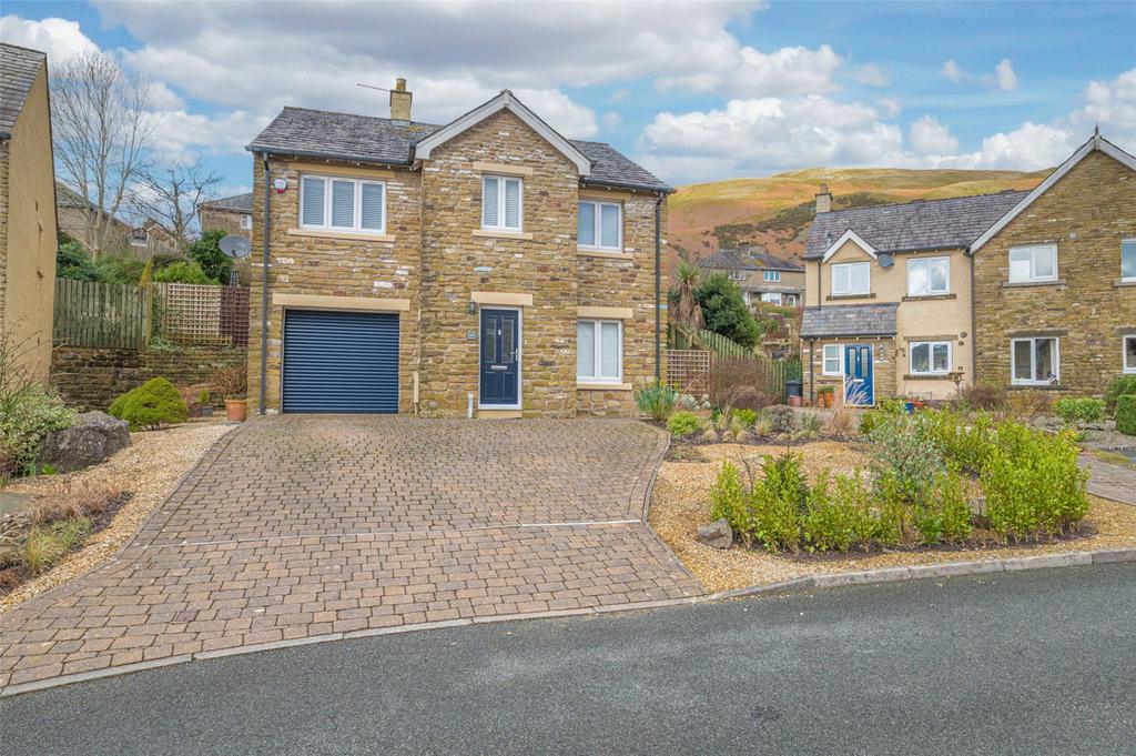 Sedbergh, Sedbergh LA10 3 bed detached house for sale £475,000