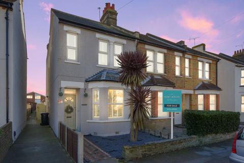 136 High Street, Shoeburyness, Southend-on-sea, SS3 9AT