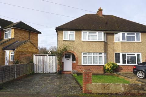 6 Ashby Avenue, Chessington, KT9 2BU