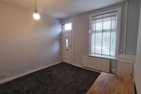 2 bedroom terraced house to rent, Heaton Road, Lostock, Bolton, BL6