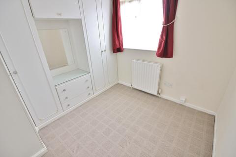 2 bedroom bungalow to rent, Clive Lodge, Southport, PR8