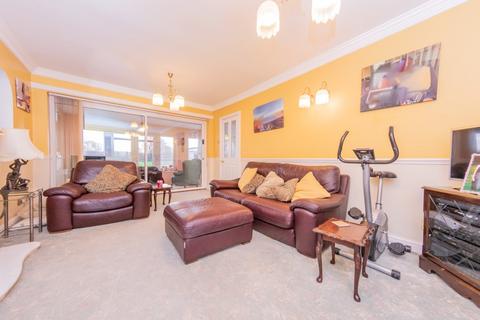 73 Cumbrian Way, Wakefield, WF2 8JS