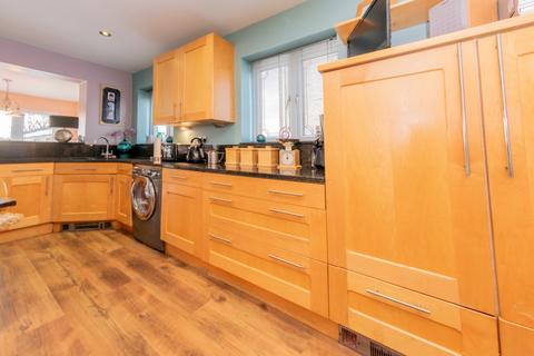 73 Cumbrian Way, Wakefield, WF2 8JS
