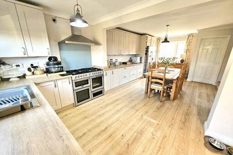 5 bedroom detached house for sale, Foxglove Close, Ross-on-Wye