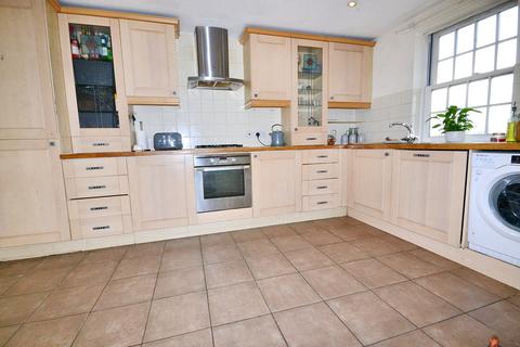 4 bedroom terraced house for sale - St Mary's Court