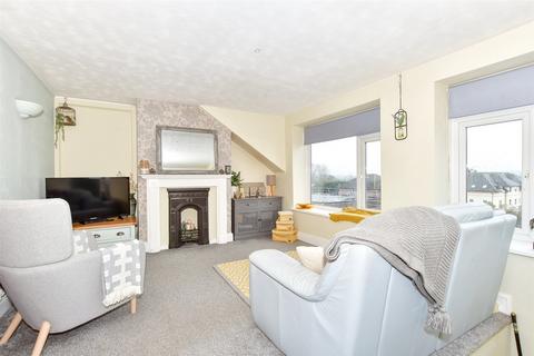 1 bedroom apartment for sale, Lower Street, Pulborough, West Sussex