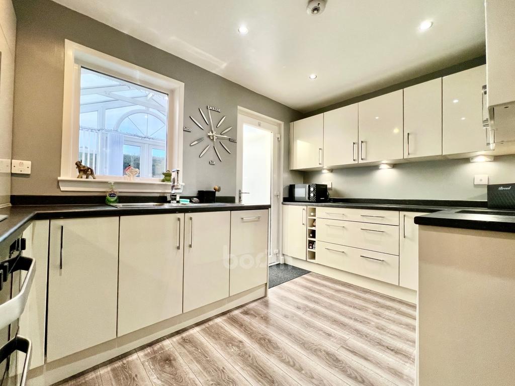 9 Denholm Way, Beith 2 bed semidetached house for sale £130,000