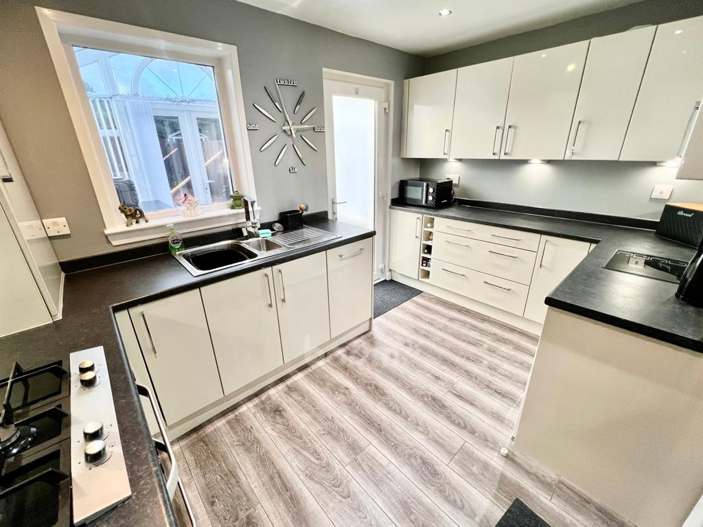 9 Denholm Way, Beith 2 bed semidetached house for sale £130,000