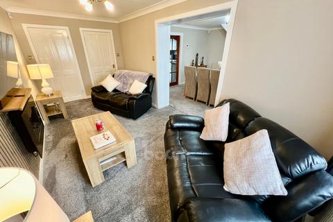 9 Denholm Way, KA15 1BN