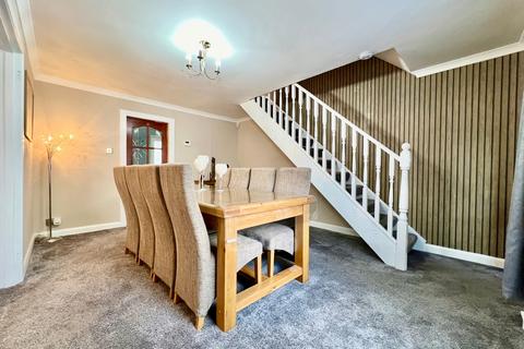 9 Denholm Way, KA15 1BN