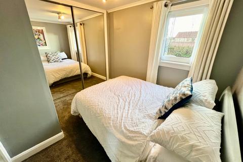 9 Denholm Way, KA15 1BN