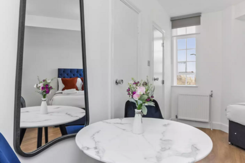 Studio to rent, Chelsea Cloisters (516), Sloane Avenue, London, SW3