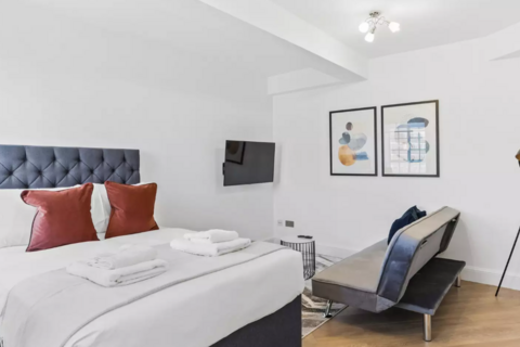 Studio to rent, Chelsea Cloisters, Sloane Avenue, London, SW3
