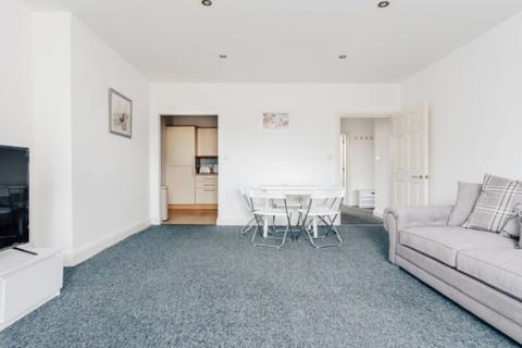 2 bedroom flat to rent, 2 Lansdowne Road, BH1