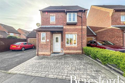 16 Ewan Road, Harold Wood, Romford, RM3 0WW